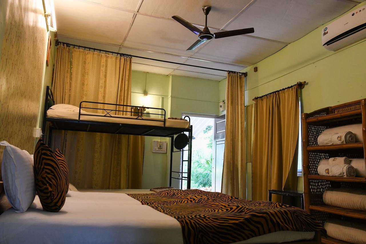 Baaz Jungle Resort Khawasa ภายนอก รูปภาพ